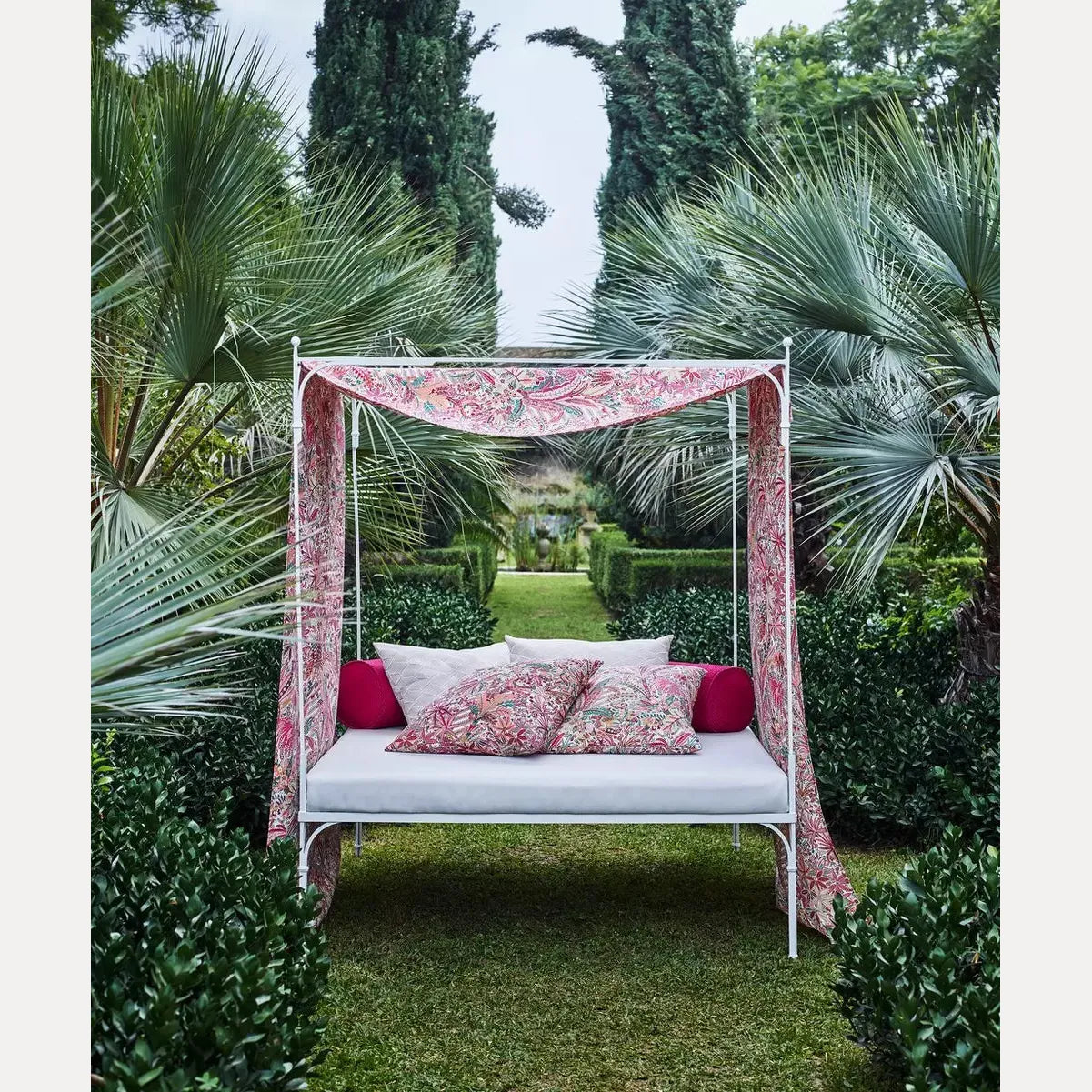 Kangas Persian Voyage Majorelle (outdoor)