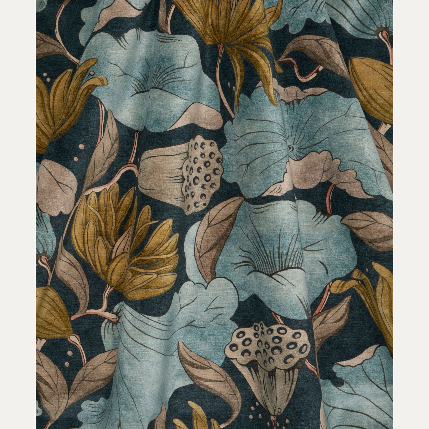 Kangas Wilde Lotus velvet