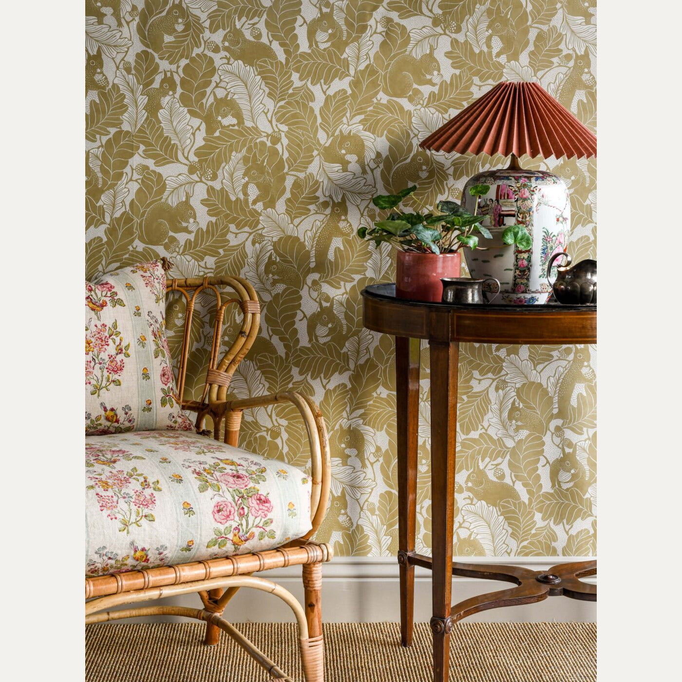 Tapetti Oak Tree Tails