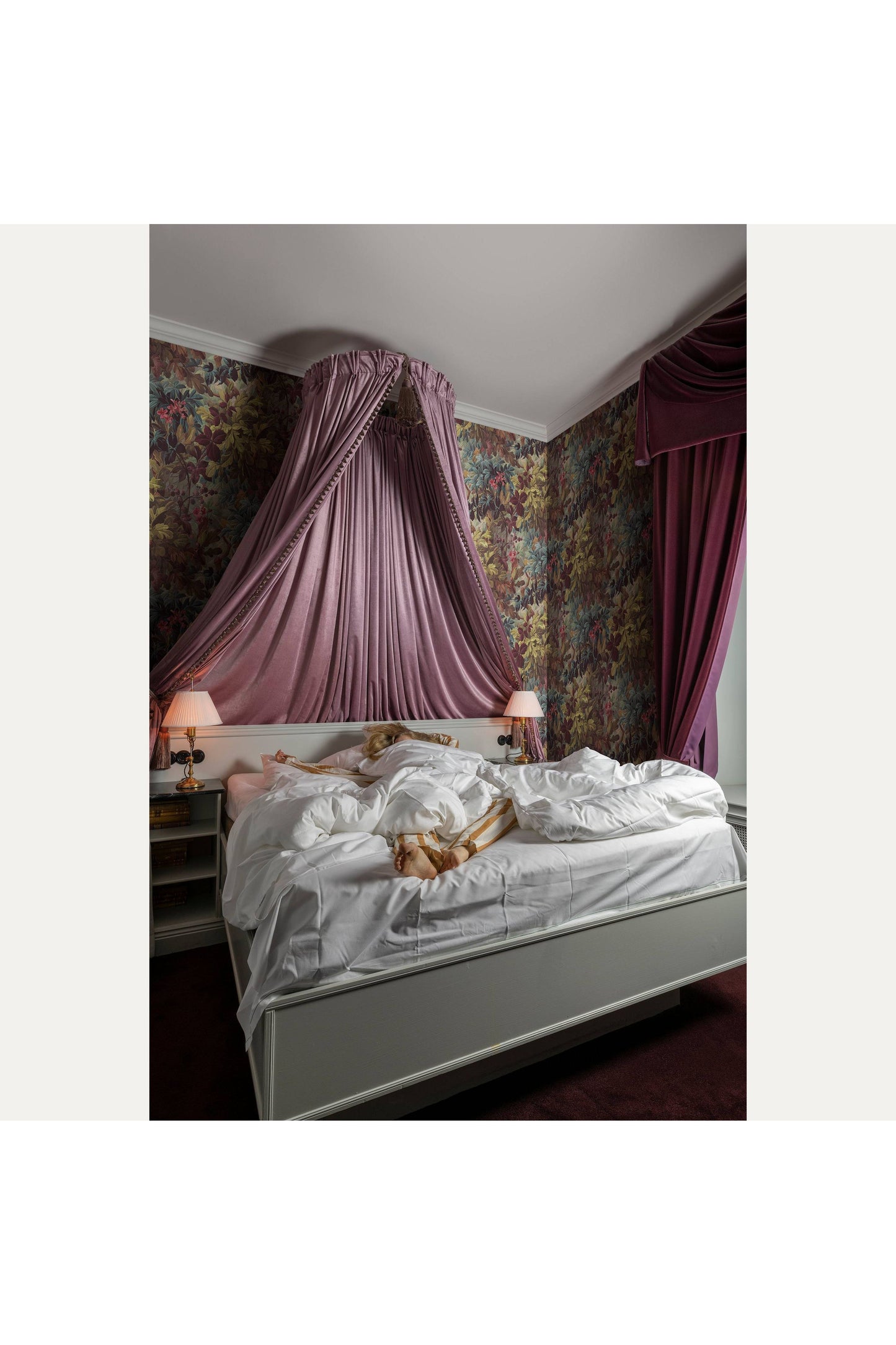 Tapetti Anglessy, Plum
