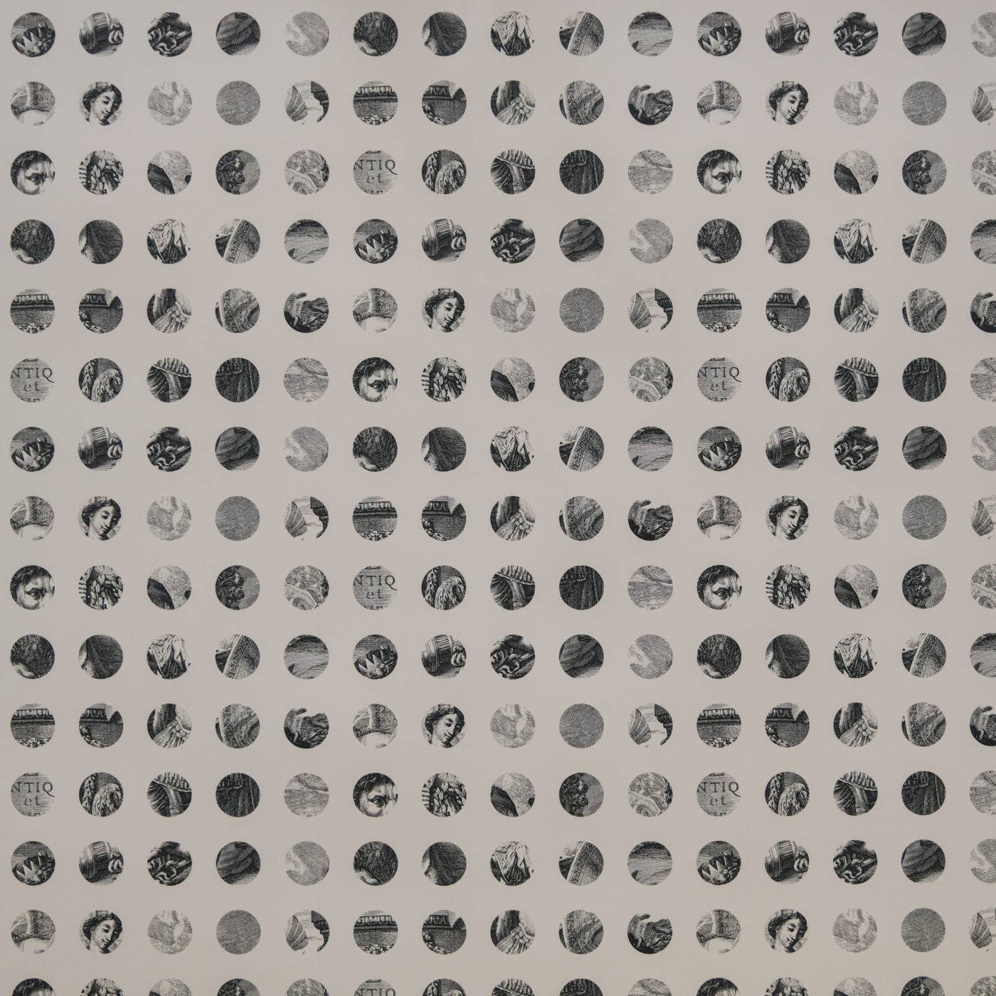 Tapetti A Peep to the Past