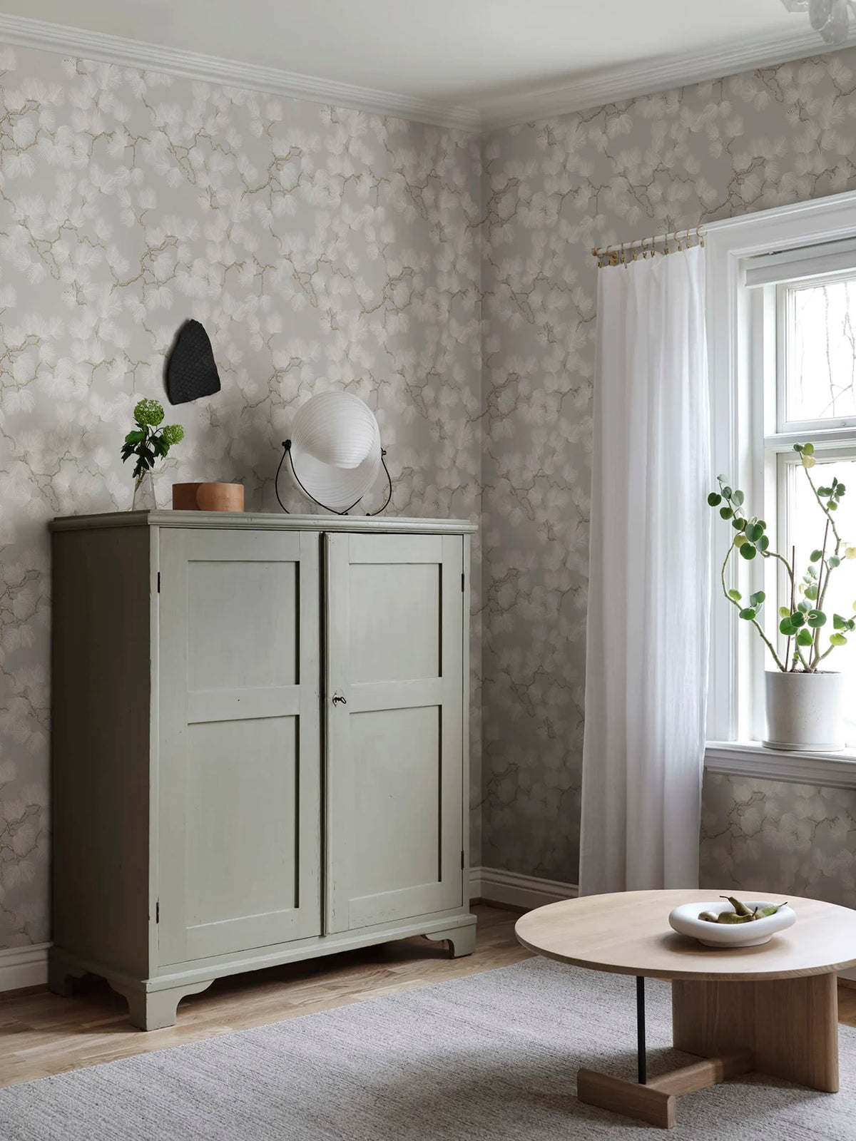 Tapetti Pine, Gray