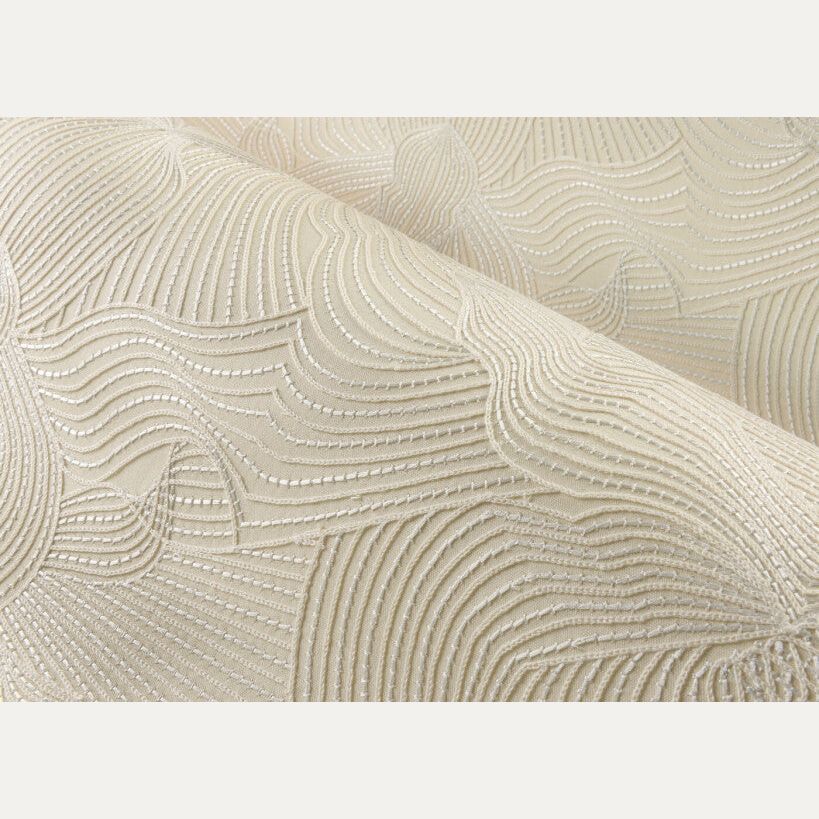 Tapetti Techno Bee Embroidered
