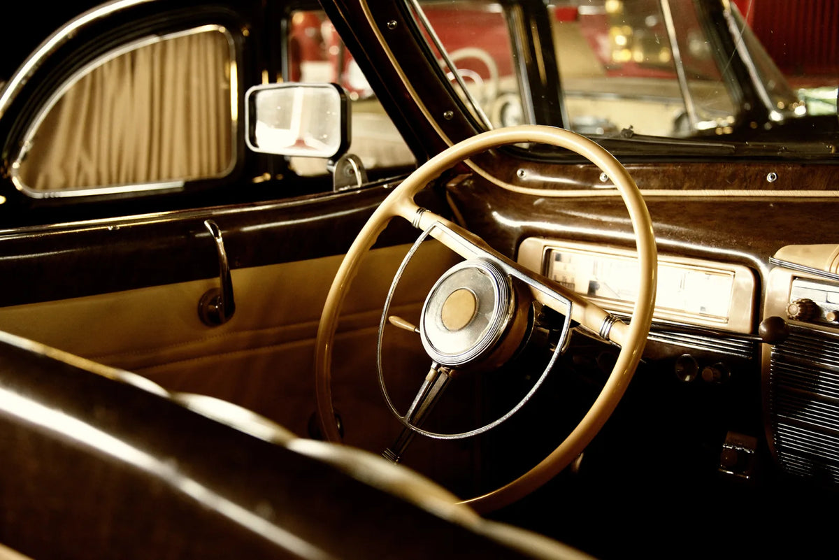 Tapetti The Old Car