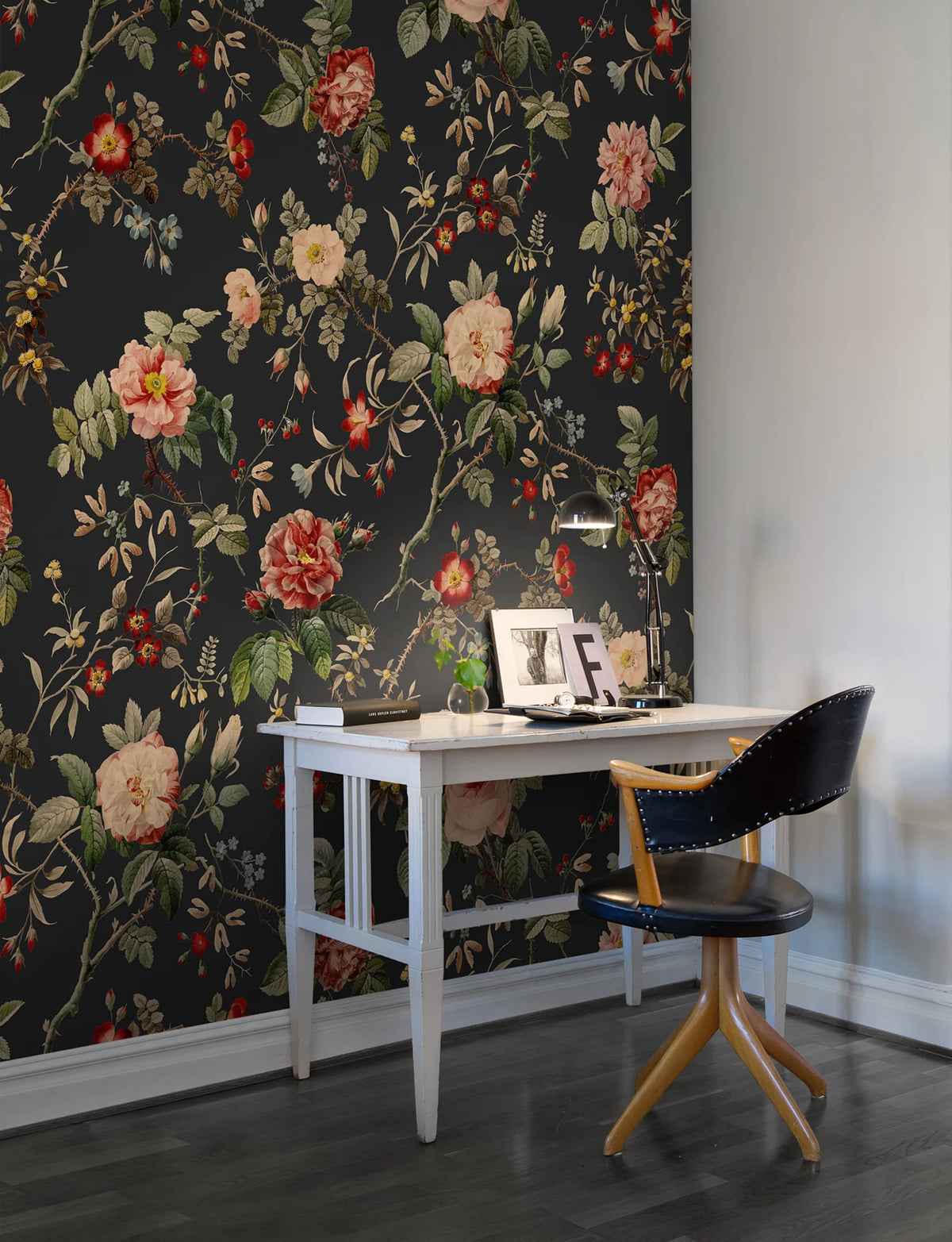 Tapetti Thorn Rose
