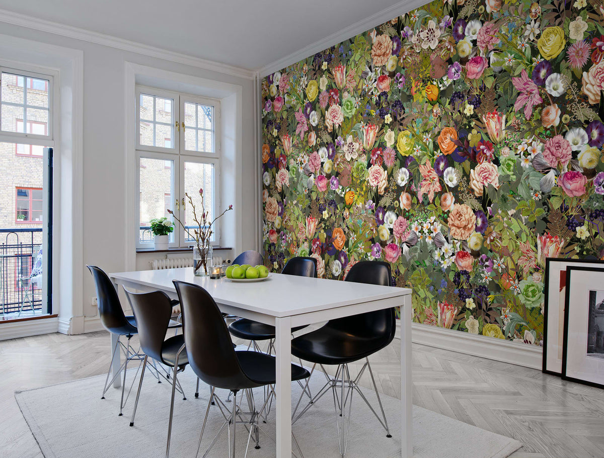 Tapetti Meadow, Color