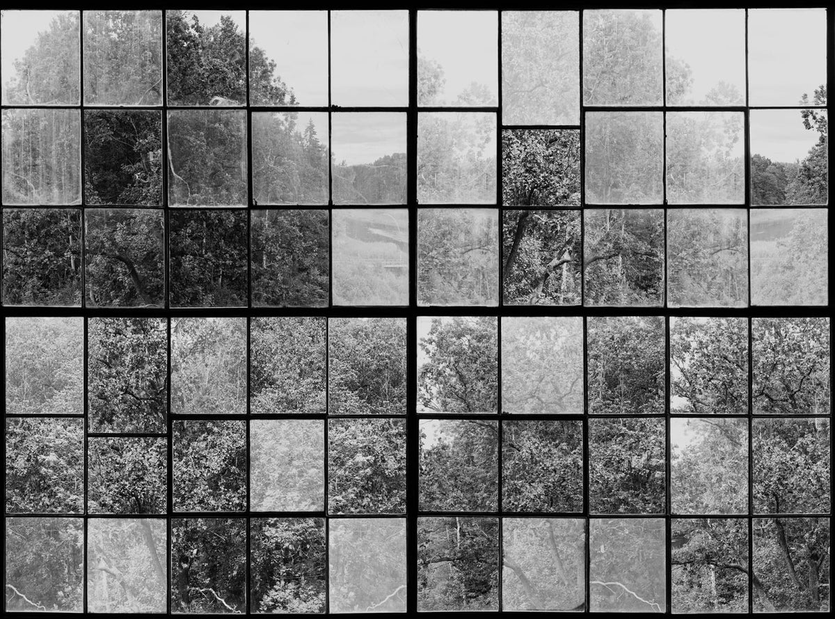 Tapetti Factory Window, Graphite