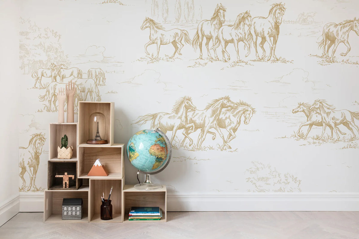 Tapetti Horse Herd, Gold