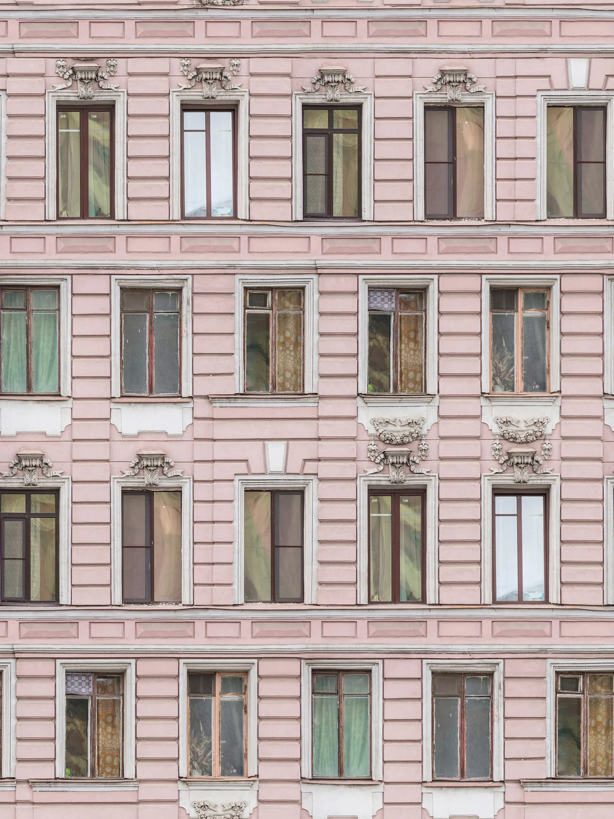 Tapetti Pink Facade