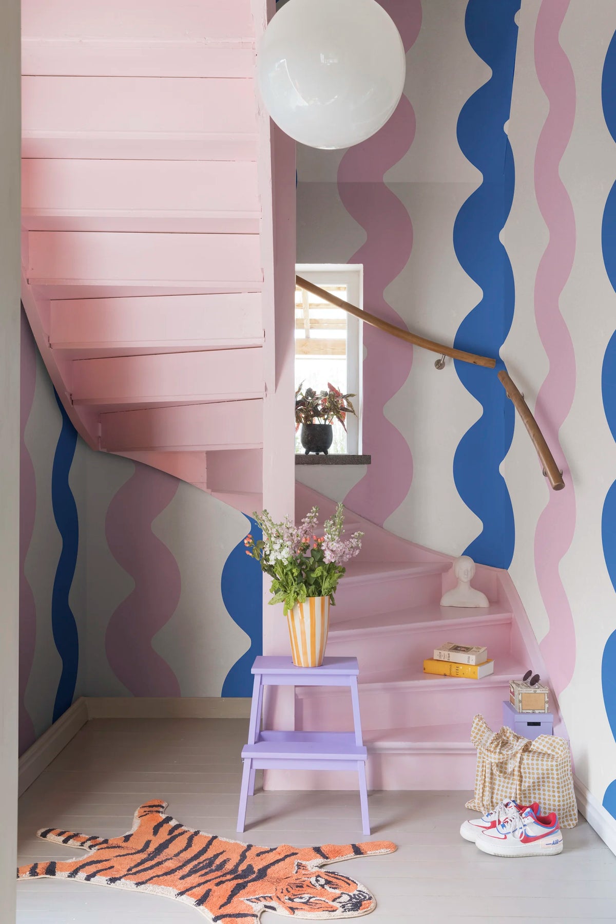 Tapetti Wobbly Blue & Pink