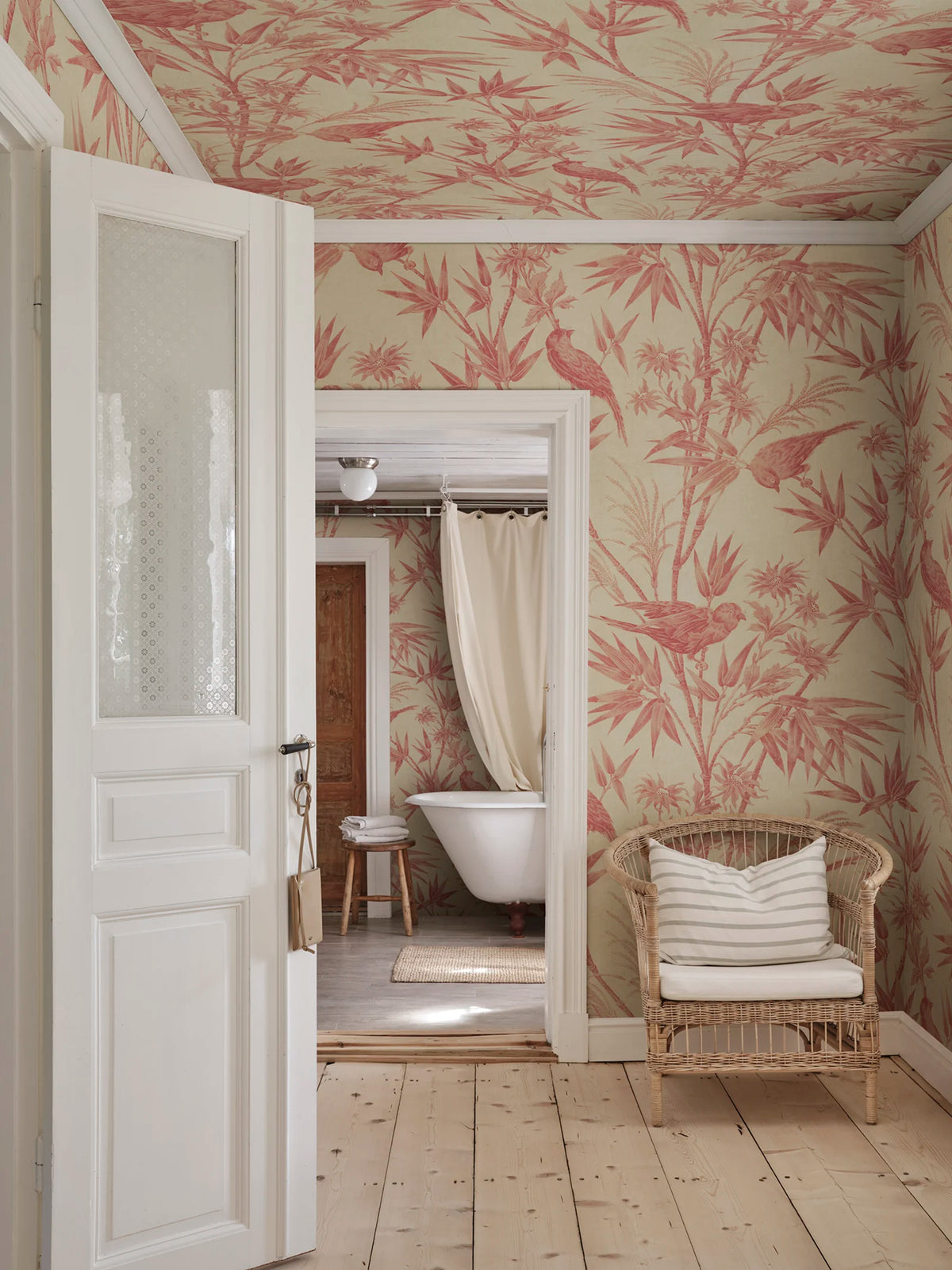 Tapetti Celeste Mural, Red