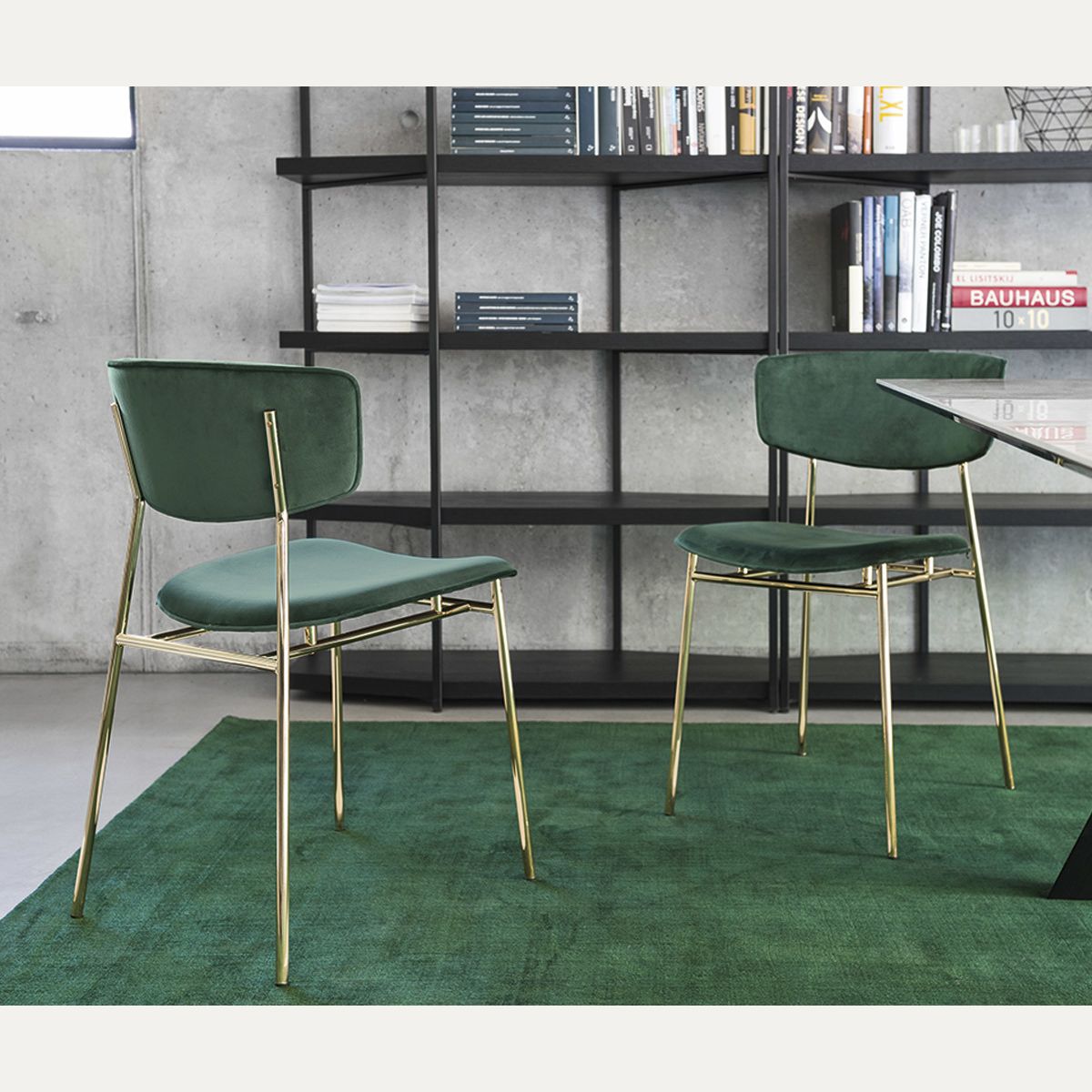 Fifties tuoli messinki/vihreä sametti